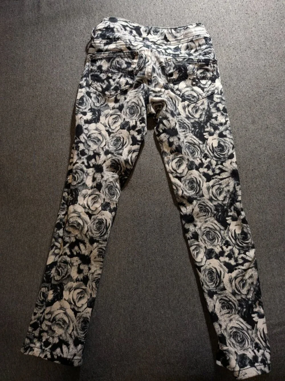 Justice Premium Girls Size 7R Black White Rose Floral Print Skinny Jeans Pants
